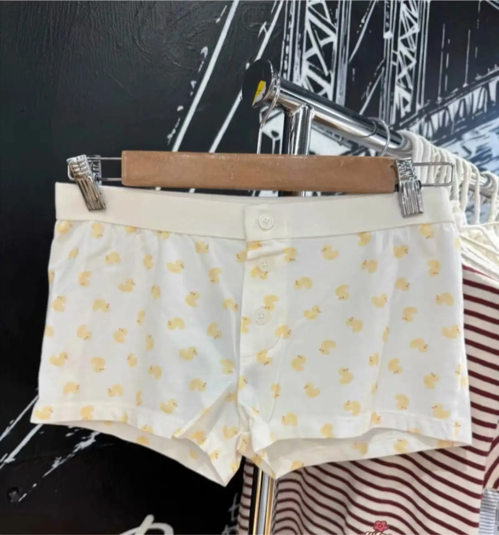 LVSANW Casual Women Soft Cotton Front Buttons Shorts 2024 Summer Vintage Low Waist Female Chic Bottoms