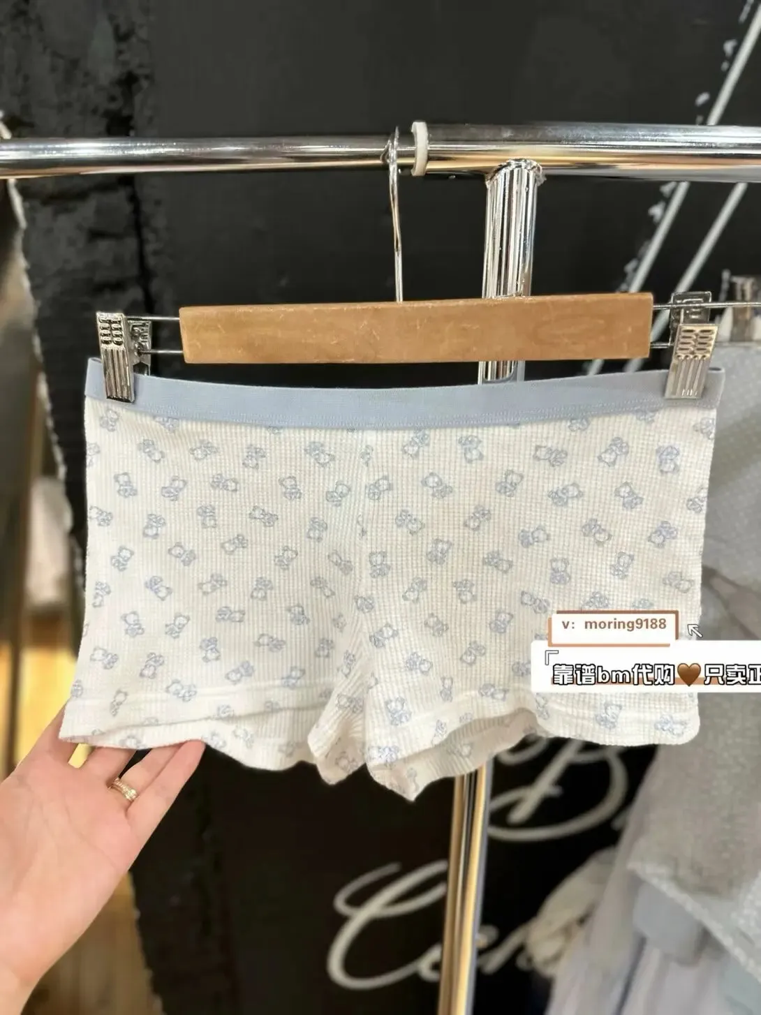 LVSANW Casual Women Soft Cotton Front Buttons Shorts 2024 Summer Vintage Low Waist Female Chic Bottoms